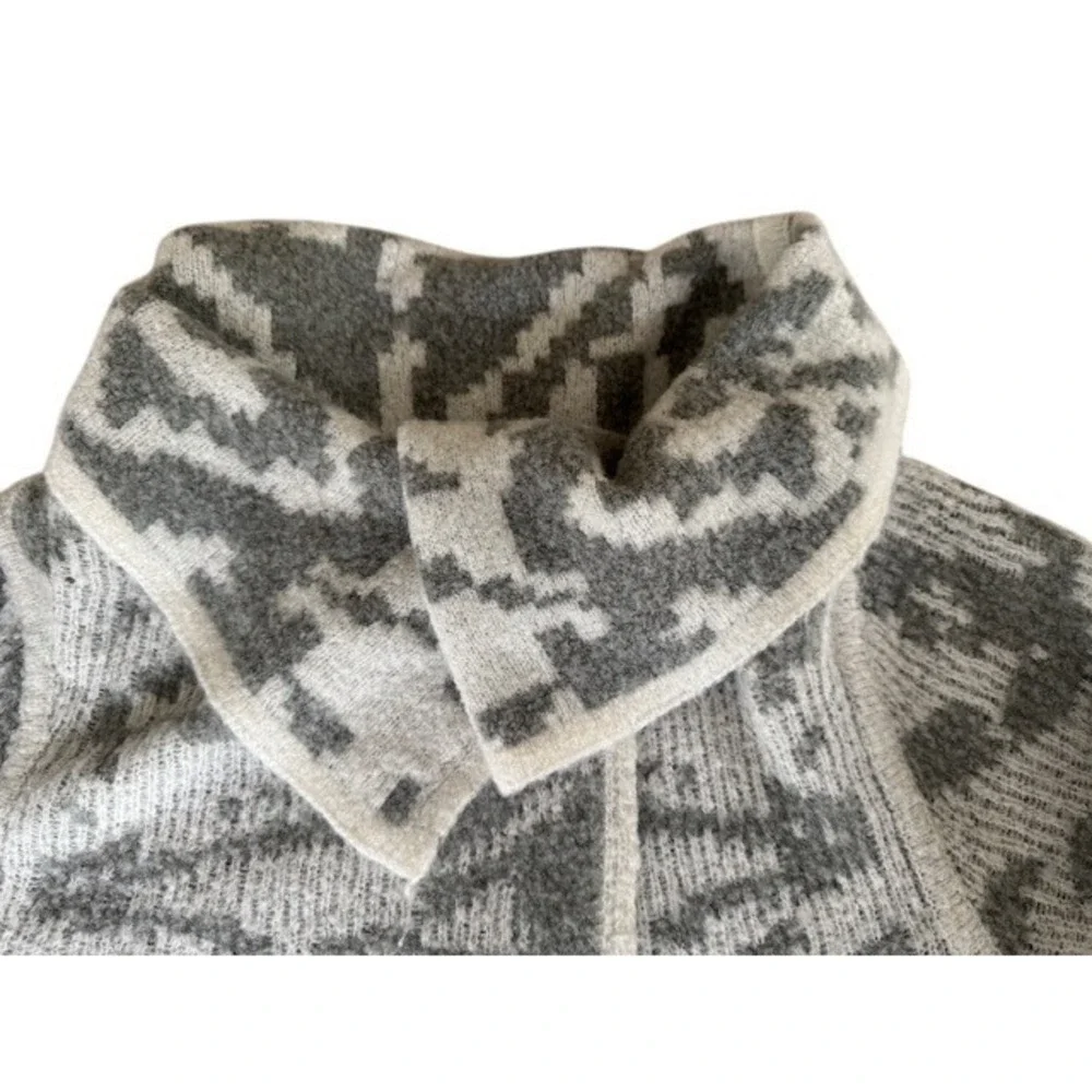 Prana Gray Patterned Cowl Neck Long Sleeve Knit Sweater‎ Women's - Size M
